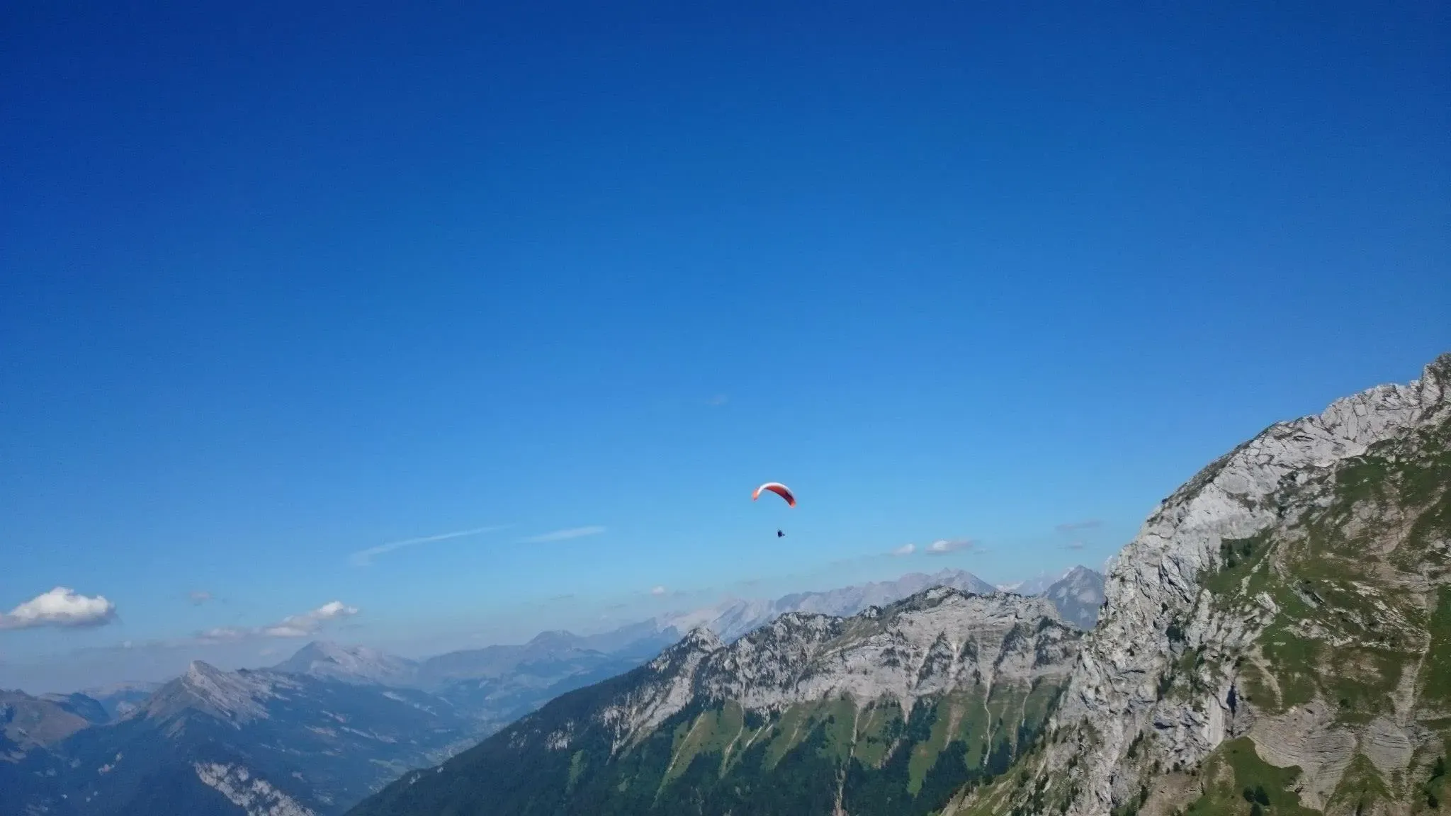 Paragliding on XC flying – Annecy