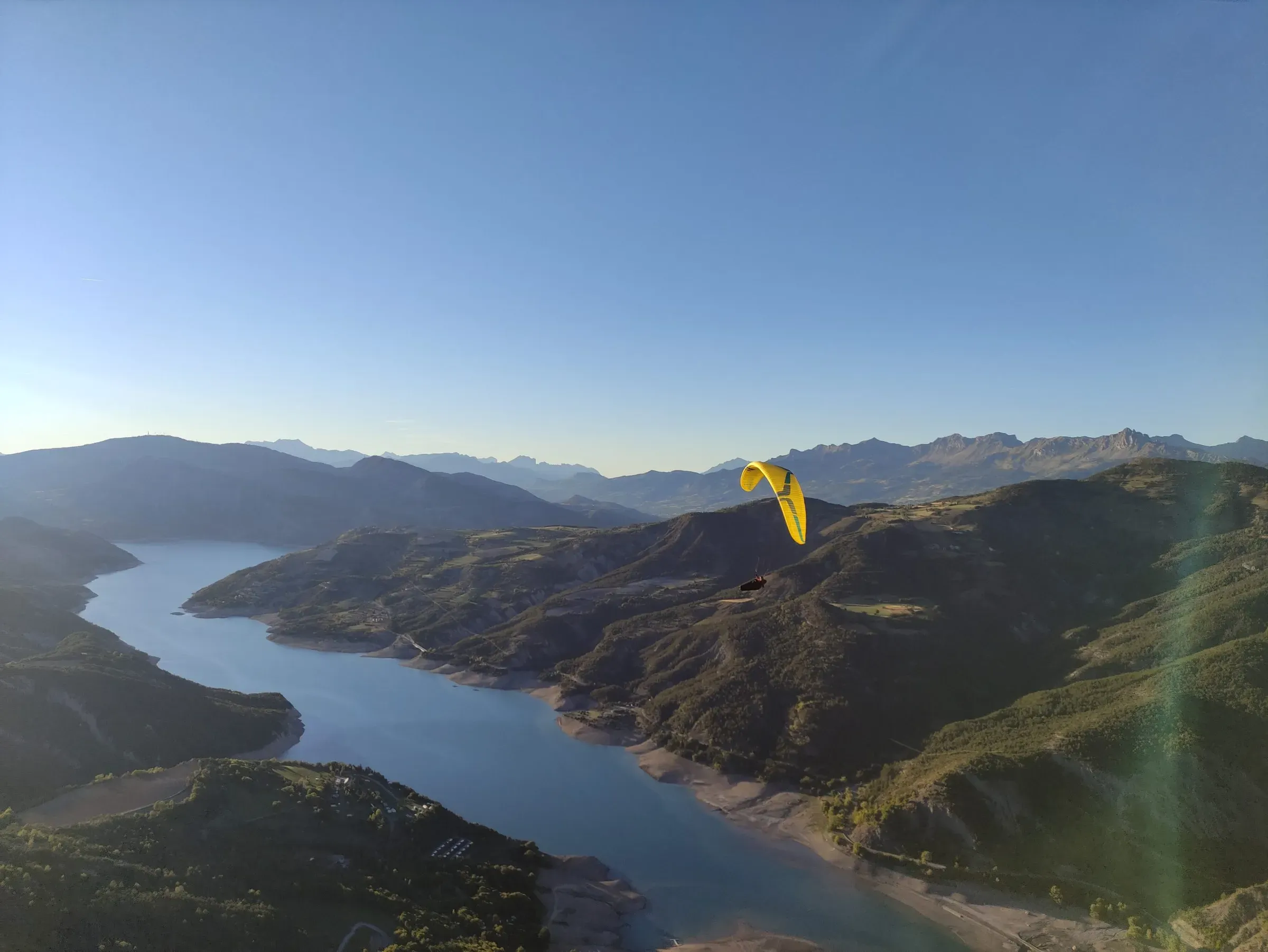 Paragliding on XC flying – Laragne