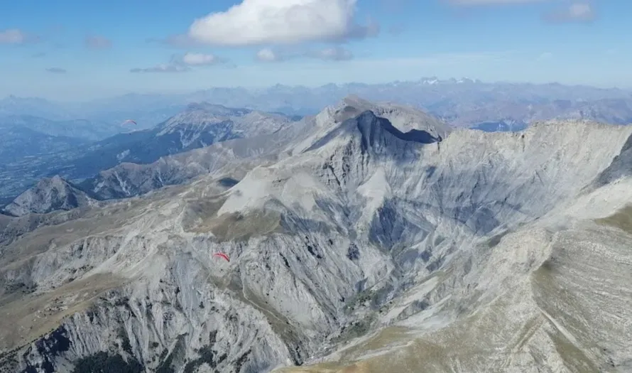 Paragliding in France