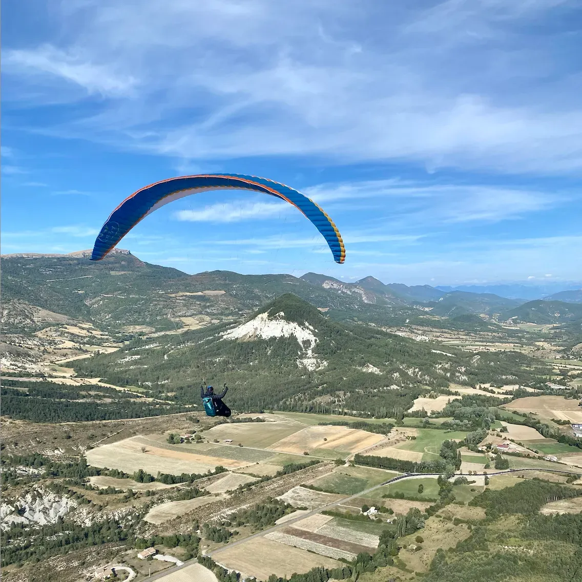 Paragliding in France