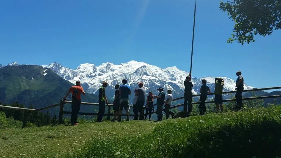 Paragliding on Annecy thermalling