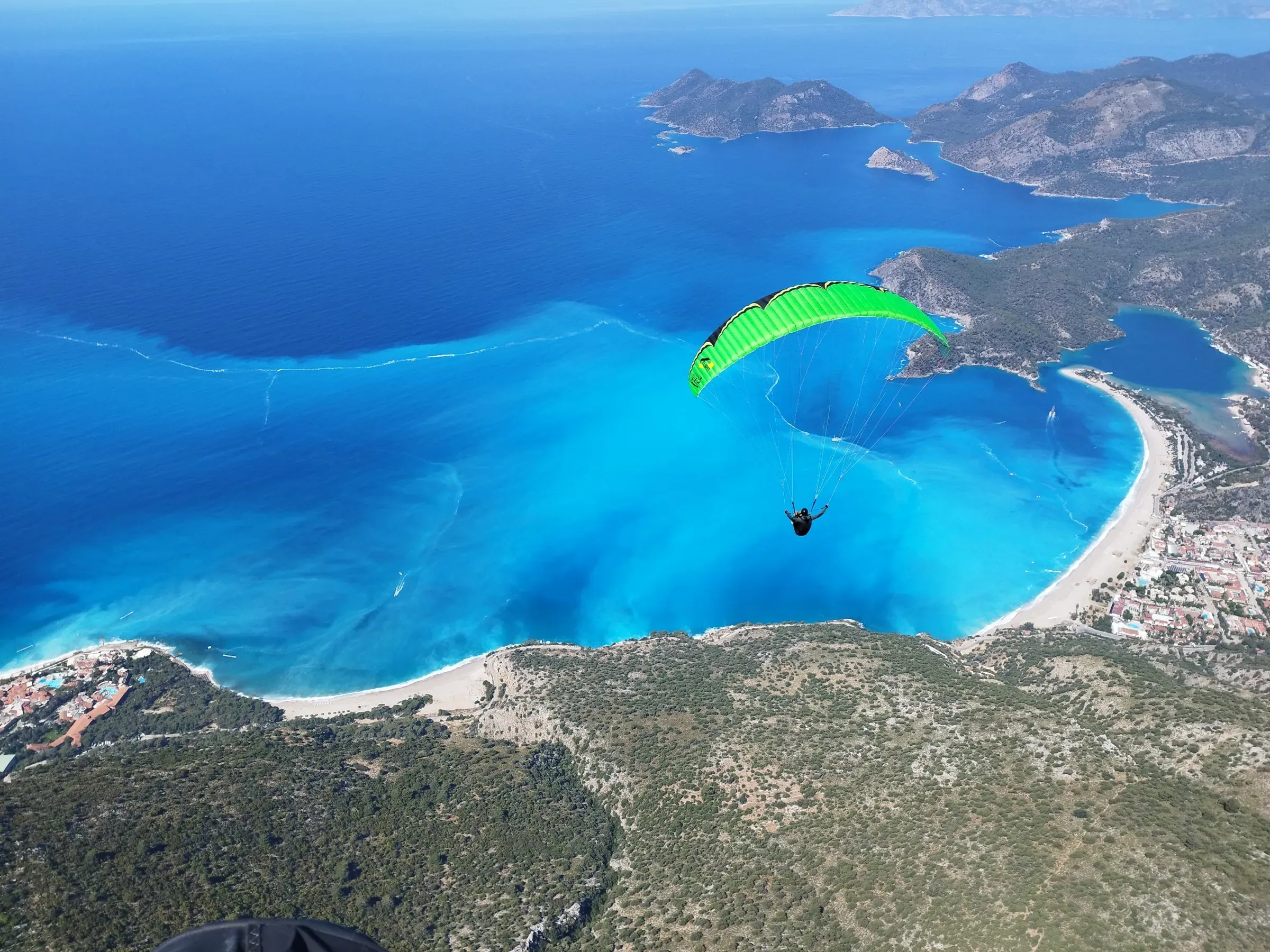 Paragliding trip scenery