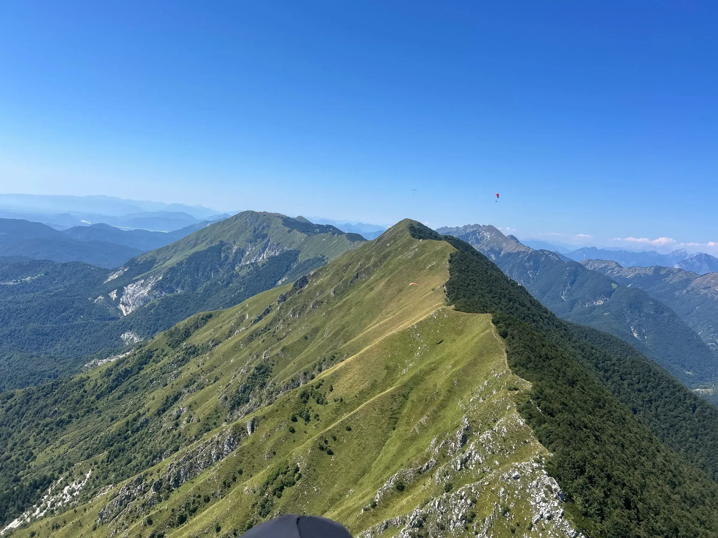 Paragliding on Intro to XC – Slovenia