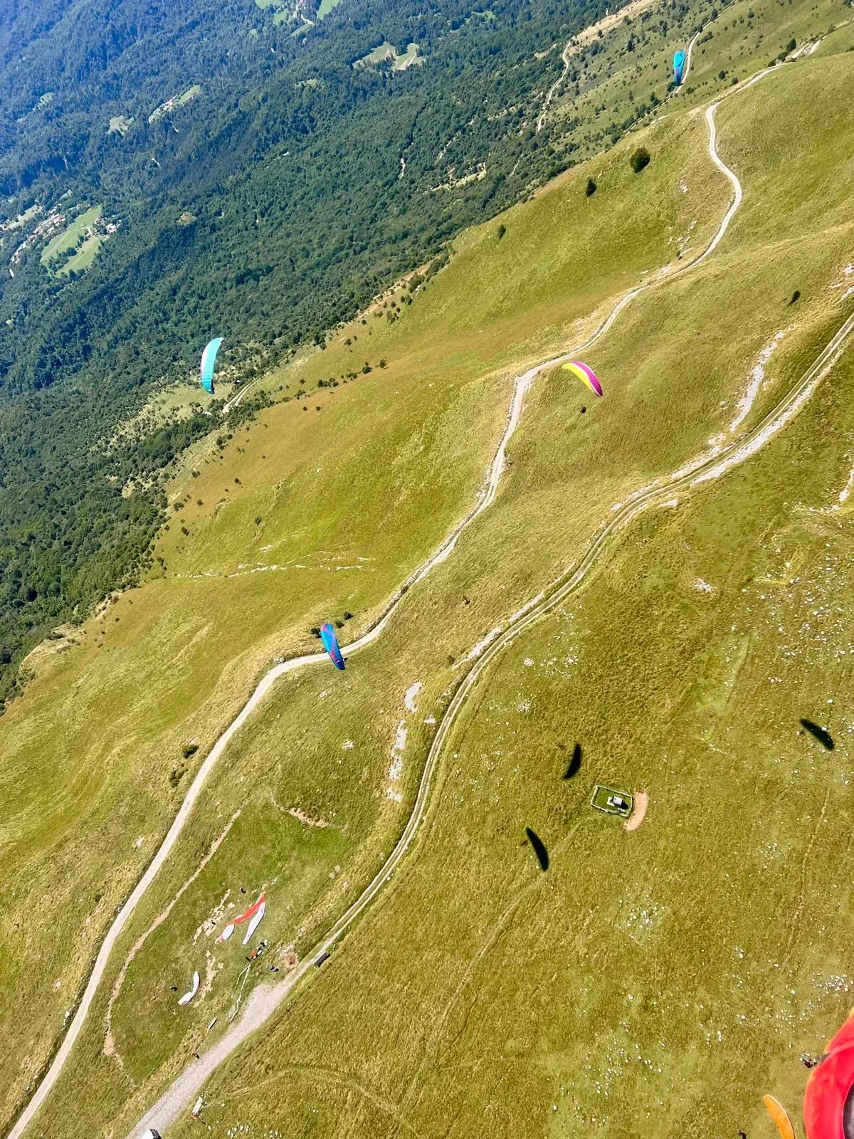 Paragliding on Intro to XC – Slovenia